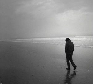 روانشناسی تنهایی | علاقه به تنهایی نشانه چیست | افسردگی و علاقه به تنهایی
